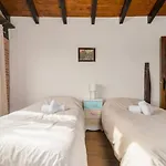 Tatil Evi Suka Oruna
