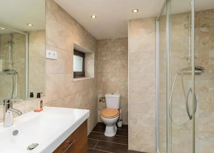 Suka Prázdninový dům *